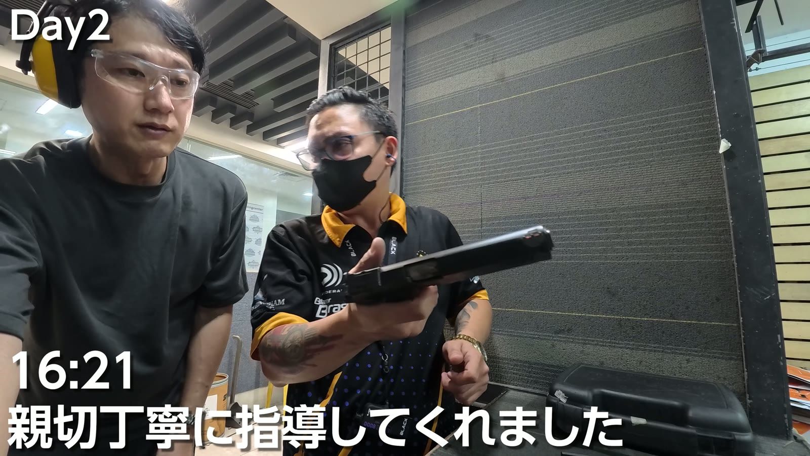 カリバー45を50発で2,000ペソ。親切丁寧に指導してくれました